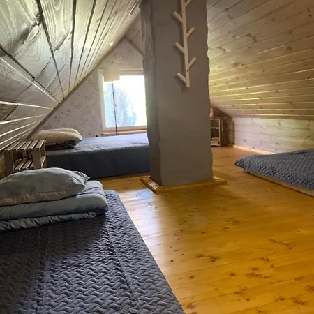 Nyaraló Kakusoo Ouemaja *